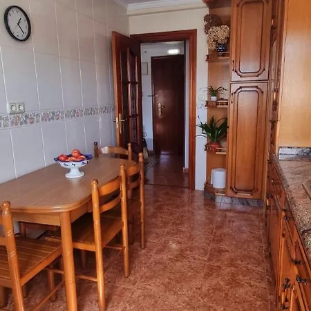 Piso Completo 5 Personas En Casa Lantoxana Apartament Gijón
